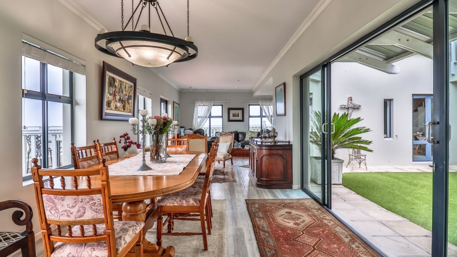 3 Bedroom Property for Sale in Birkenhead Western Cape